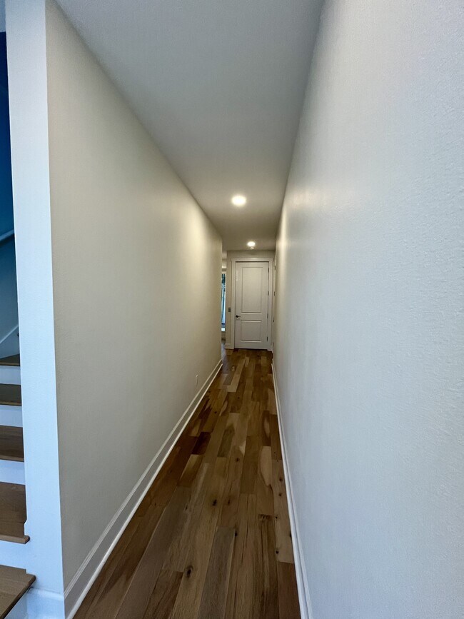 Building Photo - 821 Oak Bend Ln