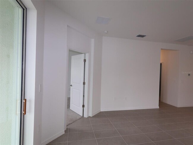 Building Photo - 9117 Optimist Wy