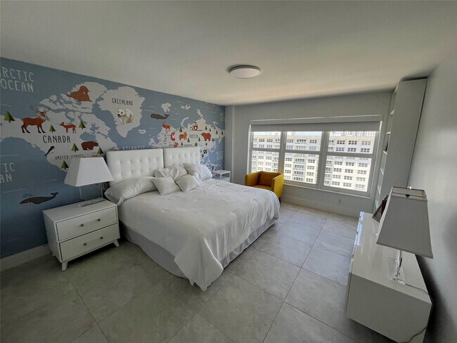 Building Photo - 3500 Galt Ocean Dr