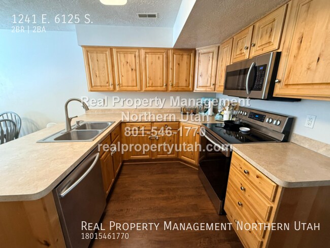 Building Photo - 1241 E 6125 S