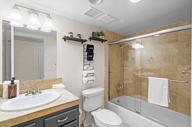 Building Photo - 14836 N Moon Valley Dr