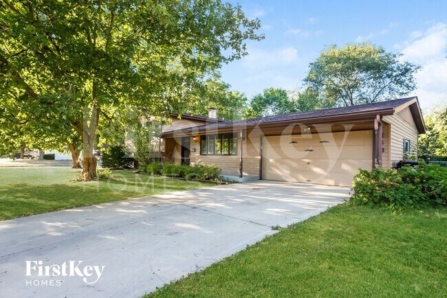 Building Photo - 148 Berkshire Dr