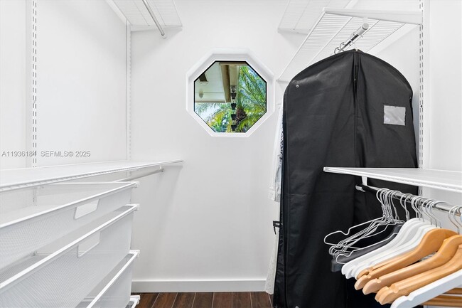 Building Photo - 7421 SW 145th Terrace