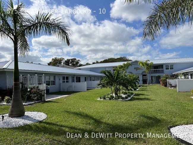 Building Photo - Remodeled 1 BR Apartment in Largo