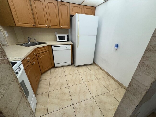 Building Photo - 851 Three Islands Boulevard