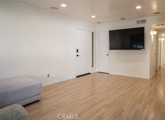 Building Photo - 18185 W Sundowner Way