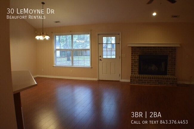 Building Photo - 30 Le Moyne Dr