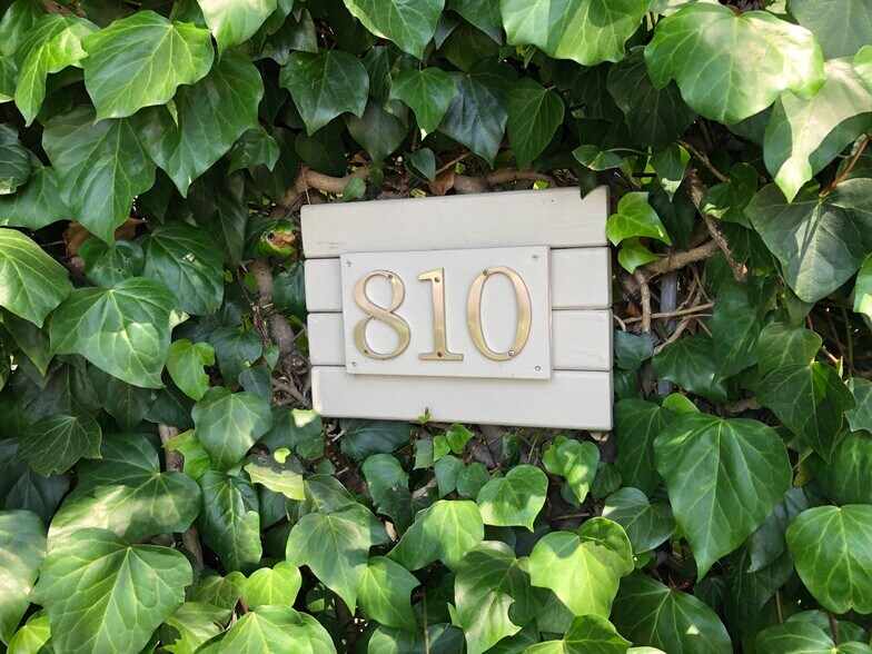 Building Photo - 810 Carlita Cir