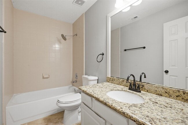 Building Photo - 3206 Ivory Pointe Dr