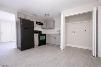 Building Photo - 5451 Eleventh Ave