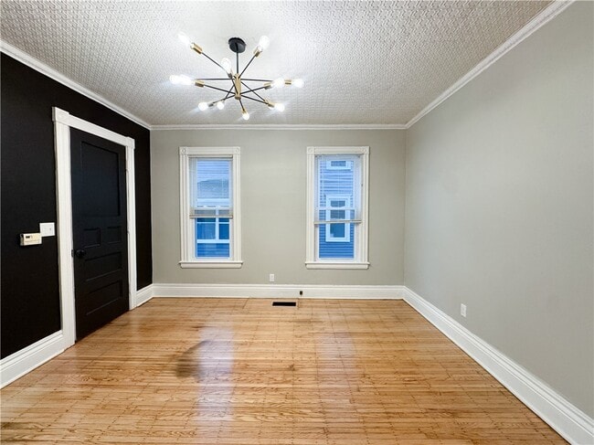 Building Photo - 102 Gregory St