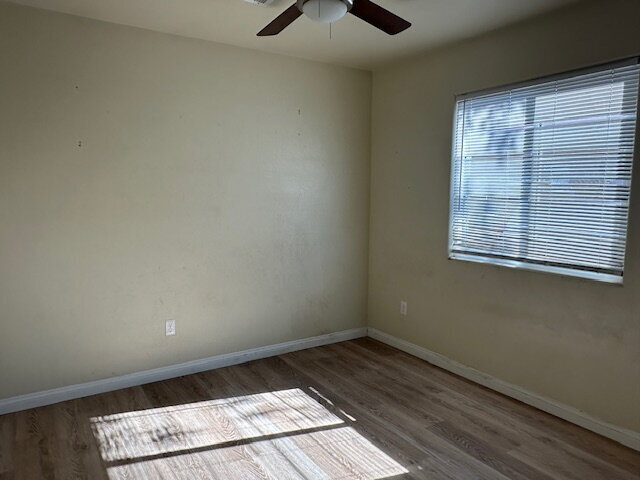 Building Photo - Charming 3 Bed / 2 Bath Duplex with Modern Updates