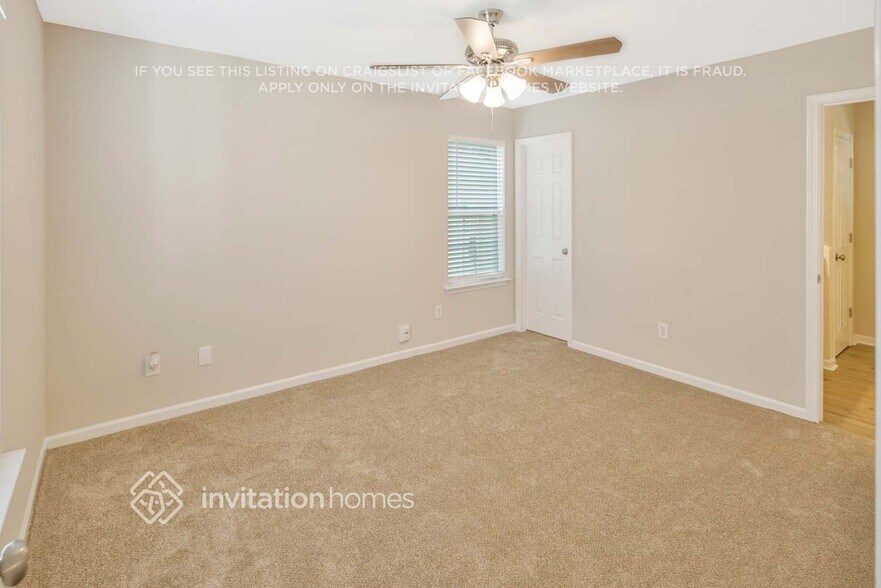 Building Photo - 236 Pangle Dr