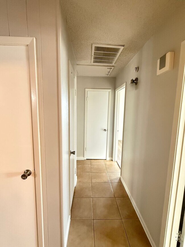 Building Photo - Classic Celina Charm with Vintage Comfort - Spacious 3-Bedroom Home with Large Yard and Covered P...