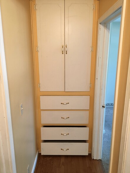 Building Photo - 2304 W Lotus St