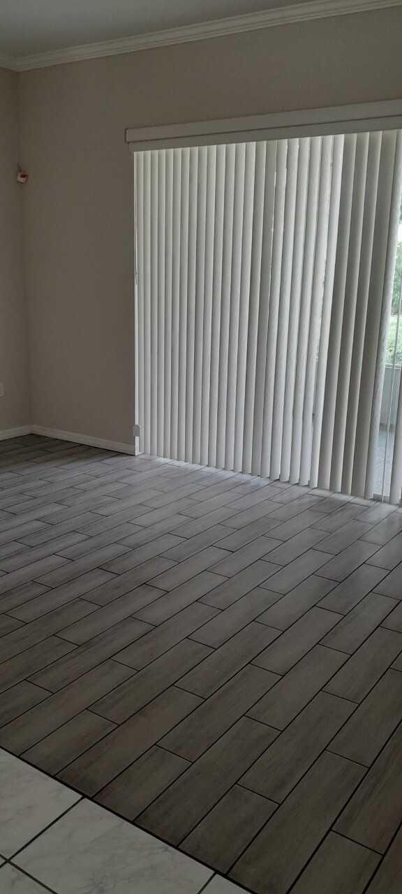 Formal living room - 2182 Longleaf Cir