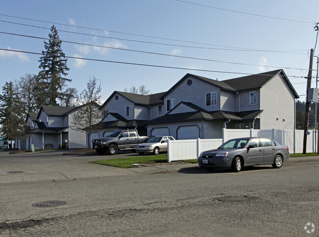 Building Photo - Willows Edge Townhouses