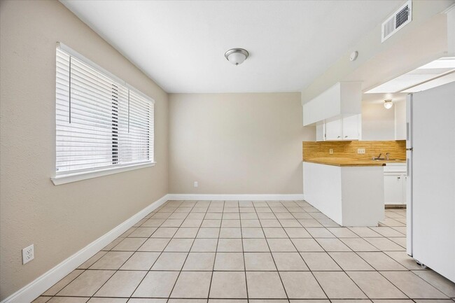 Building Photo - 8329 Fathom Cir