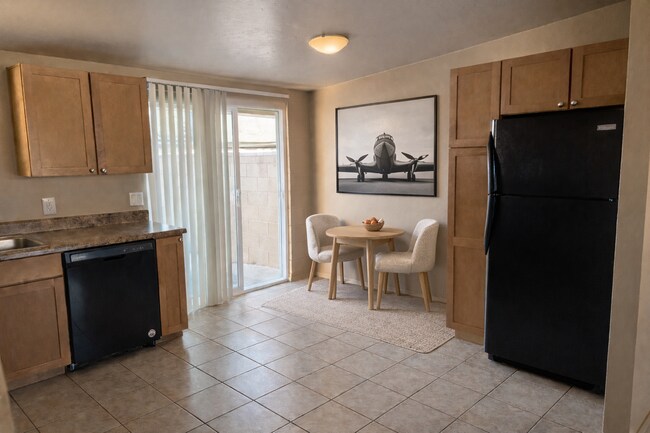 Building Photo - 2821 N Columbus Blvd