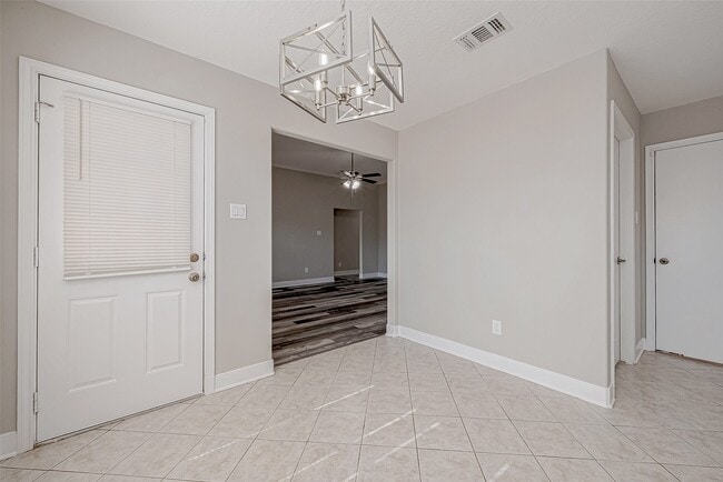 Building Photo - 8714 Garrett St