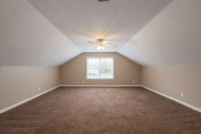 Building Photo - Brick Beauty with Bonus Space Galore!