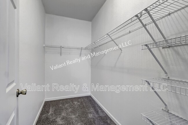 Building Photo - 575 Oakleaf Plantation Pkwy