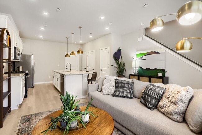 Building Photo - 2861 Bear Spgs Cir