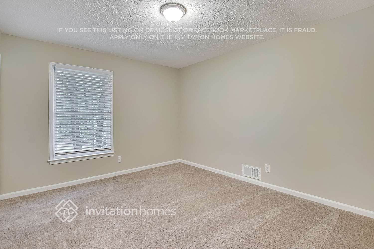 Building Photo - 6236 Shallow Creek Ln