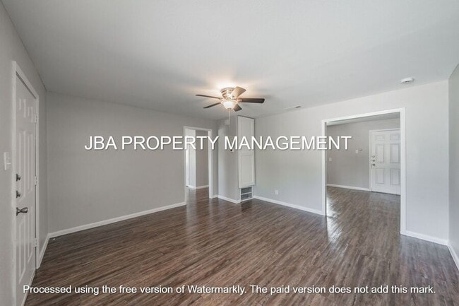 Building Photo - 5433 Houghton Ave