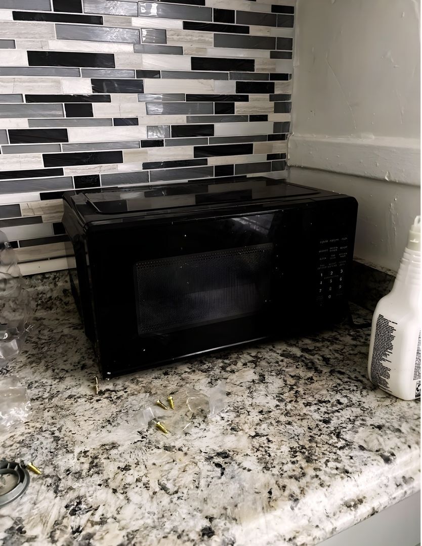 Building Photo - 9264 Ward Ave