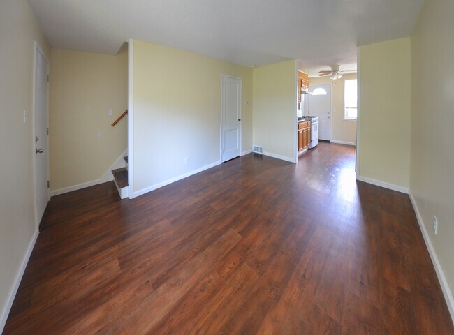 Building Photo - 21 Cannon Rd