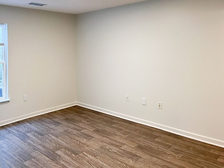 Interior Photo - Ridge View