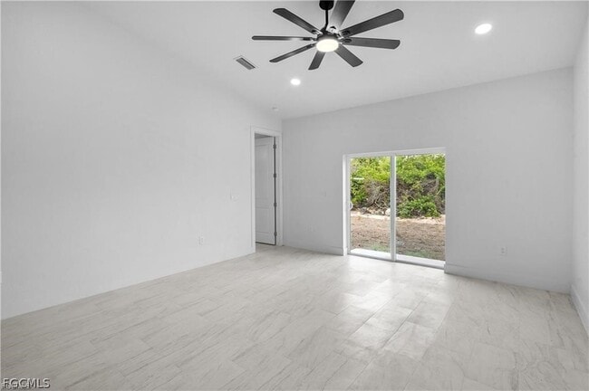 Building Photo - 656 Grant