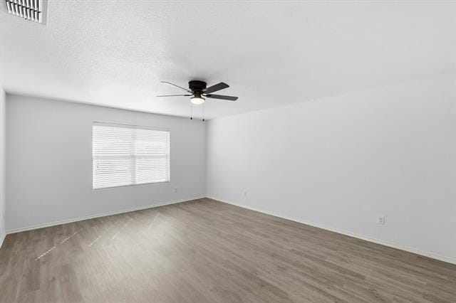 Building Photo - 913 Bloomfield Dr