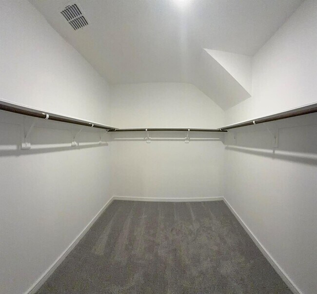 Building Photo - 4727 Bay Vista Dr