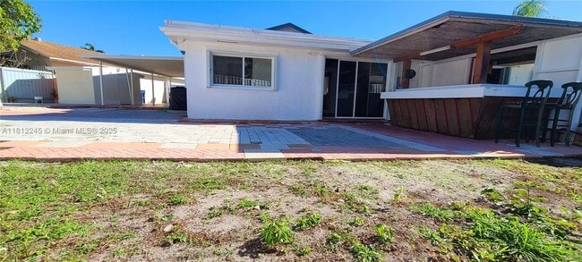 Building Photo - 15436 SW 112th Pl