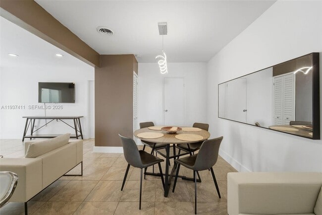 Building Photo - 4420 NW 3rd Ave