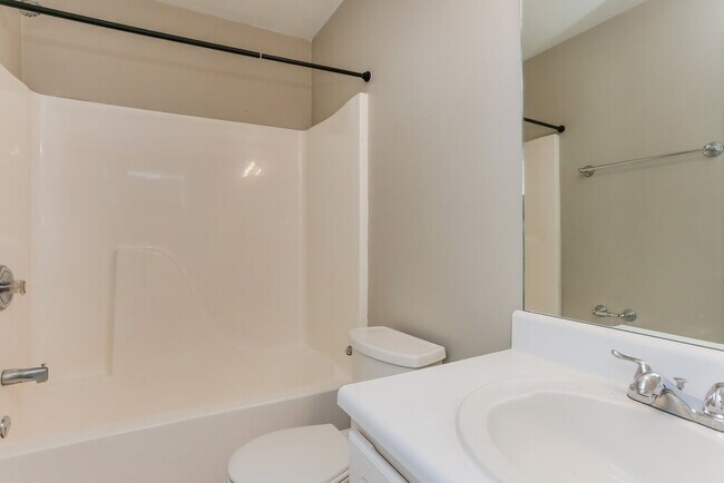 Building Photo - 3234 Grove Trail