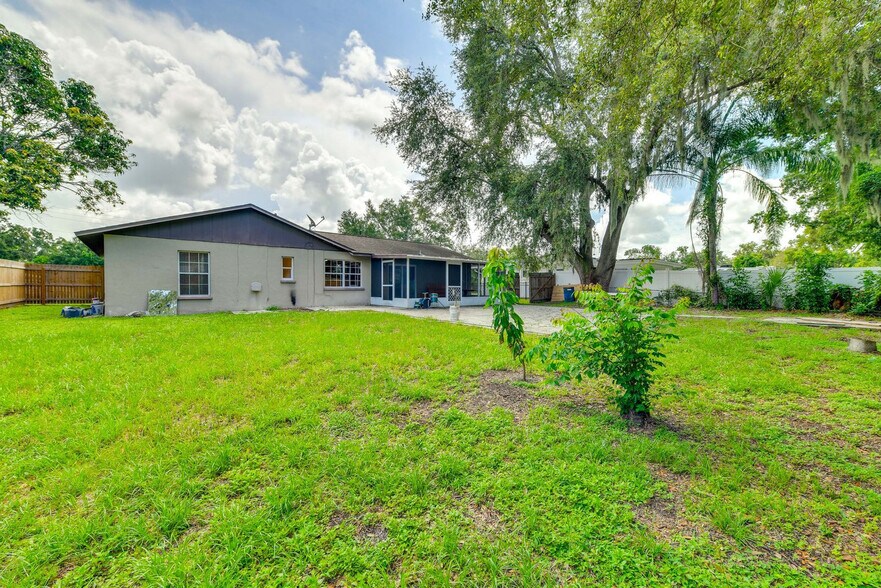 Building Photo - 5307 Mink Rd