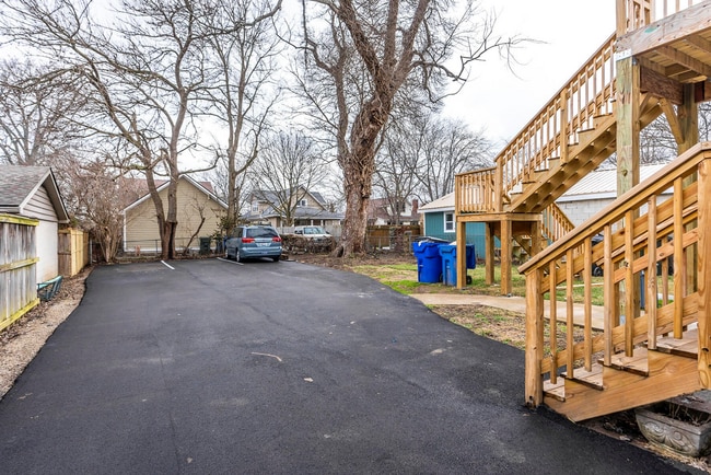 Building Photo - Charming, Fully Furnished Kenwick Rental | $1,500/mo – Utilities Included