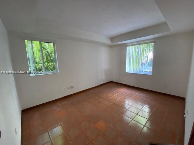 Building Photo - 402 Majorca Ave