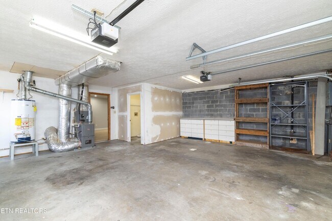 Building Photo - 4756 Brierley Dr