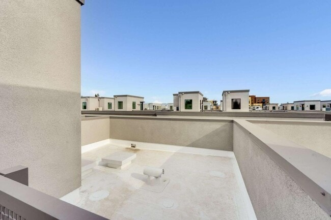 Building Photo - 202 Stone Pine Terrace