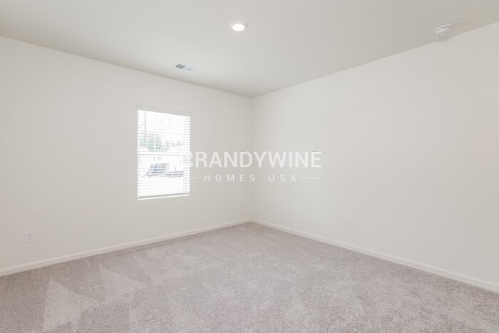 Building Photo - 7533 Saffron Ave