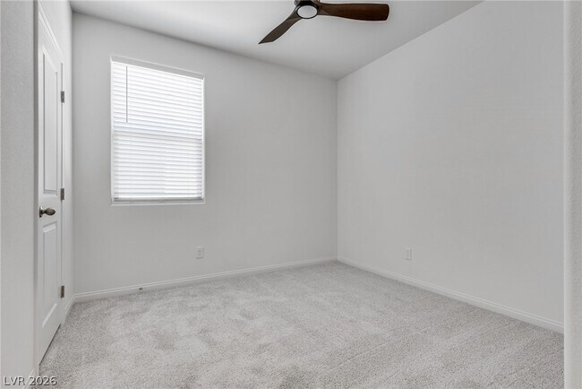 Building Photo - 4225 Zilker Pk Ave