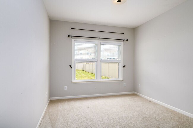 Building Photo - For Rent Winston Salem