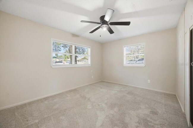 Building Photo - 113 N Lancelot Ave