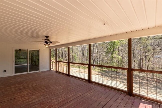 Building Photo - 4882 Sugar Pike Rd