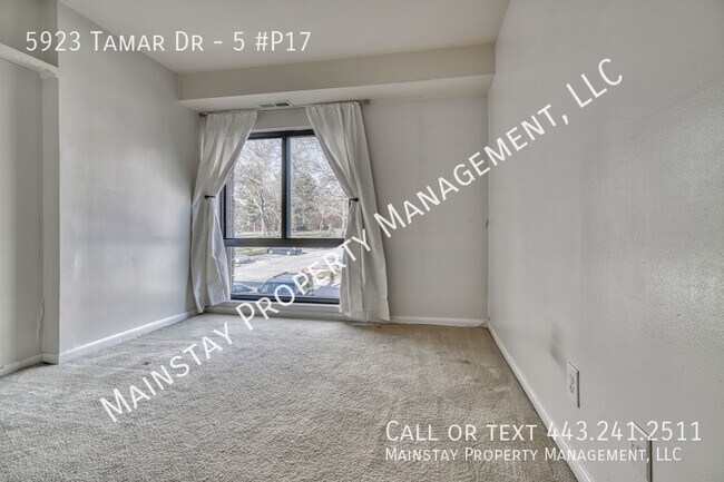 Building Photo - 5923 Tamar Dr