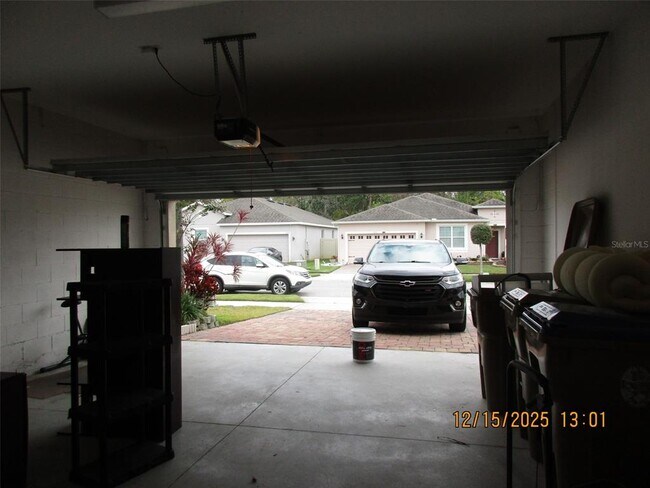 Building Photo - 3230 Stratton Cir